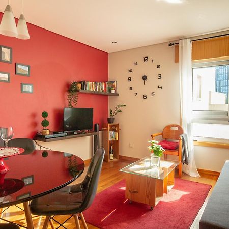 Francos Relaxing Apartment By The Metro Porto Ngoại thất bức ảnh